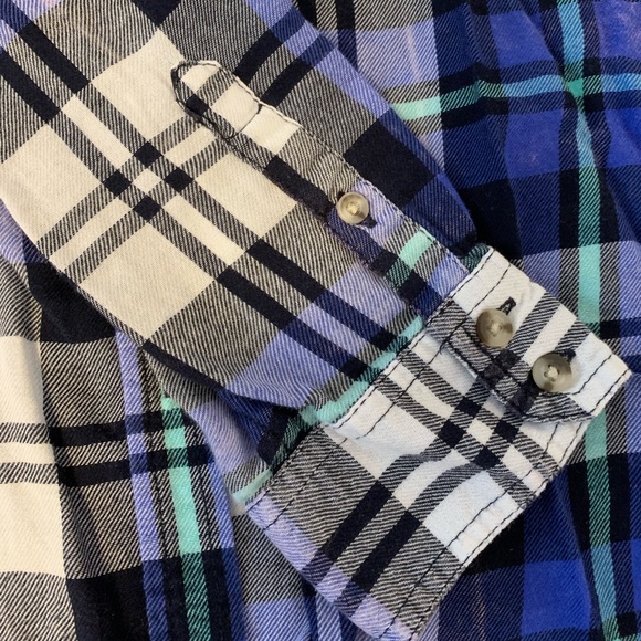 AE Flannel - Picture 2 of 4